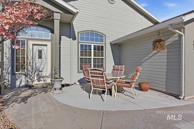 829 Bristol, Nampa, ID 83651