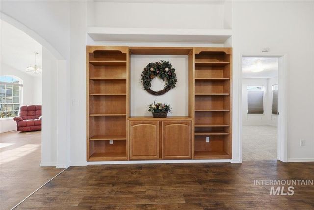 829 Bristol, Nampa, ID 83651