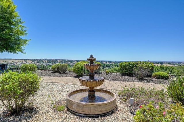 2229 Longspur Loop, Lincoln, CA 95648