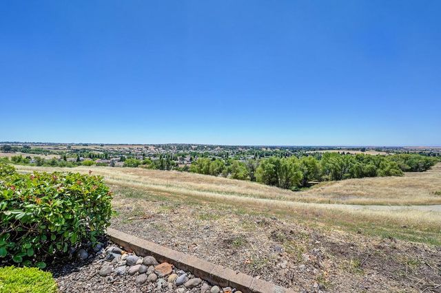2229 Longspur Loop, Lincoln, CA 95648