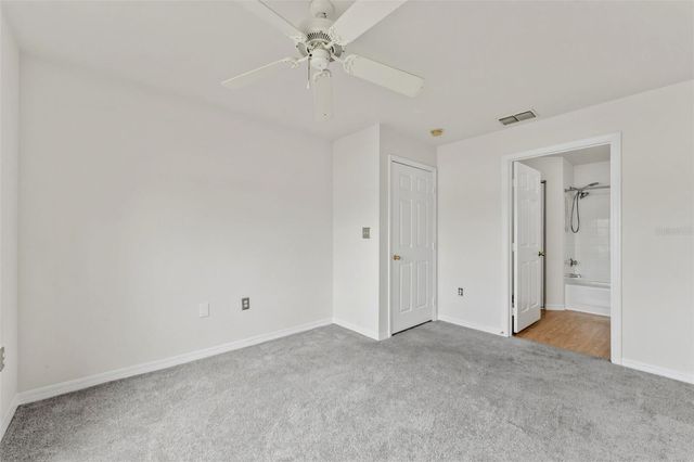 9714 LAKE CHASE ISLAND WAY, Tampa, FL 33626