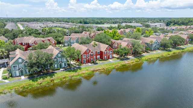 9714 LAKE CHASE ISLAND WAY, Tampa, FL 33626