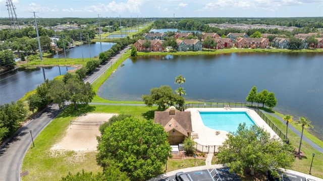 9714 LAKE CHASE ISLAND WAY, Tampa, FL 33626