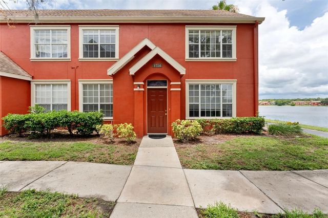 9714 LAKE CHASE ISLAND WAY, Tampa, FL 33626