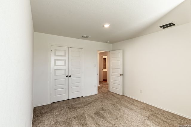 2512 Ayers, Seguin, TX 78155