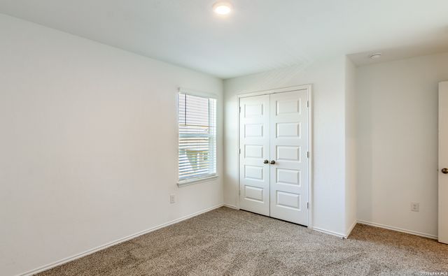 2512 Ayers, Seguin, TX 78155