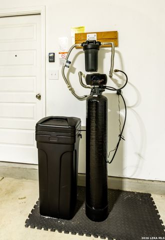 2512 Ayers, Seguin, TX 78155