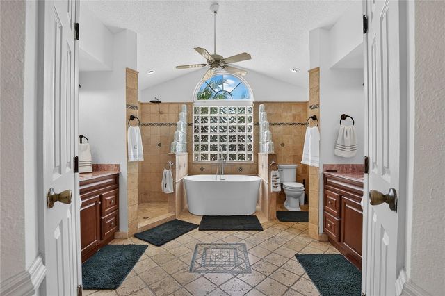 2010 RIVER PARK COURT, Valrico, FL 33596