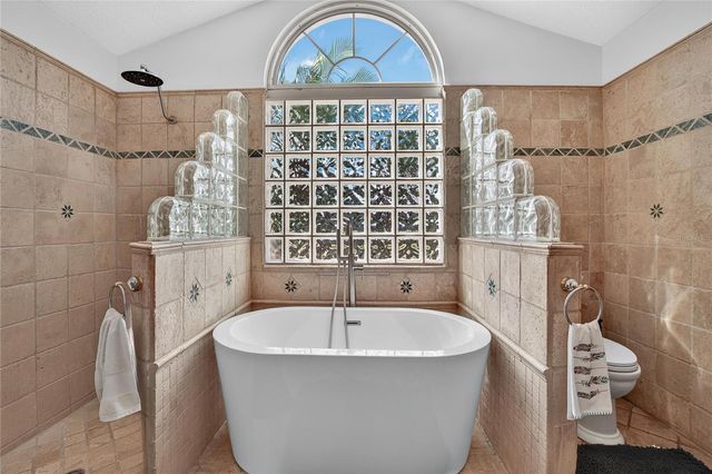 2010 RIVER PARK COURT, Valrico, FL 33596