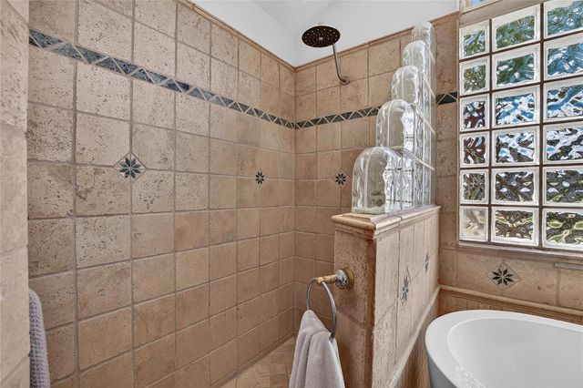 2010 RIVER PARK COURT, Valrico, FL 33596