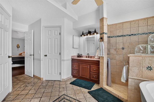 2010 RIVER PARK COURT, Valrico, FL 33596