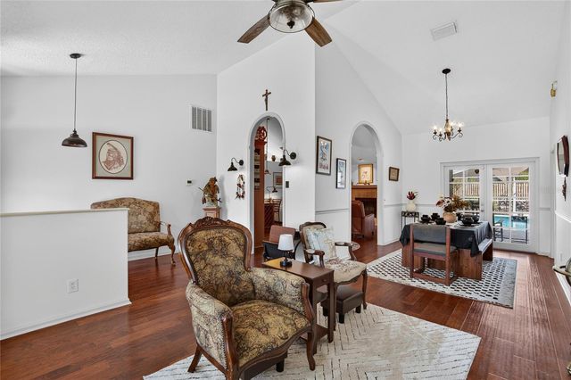 2010 RIVER PARK COURT, Valrico, FL 33596