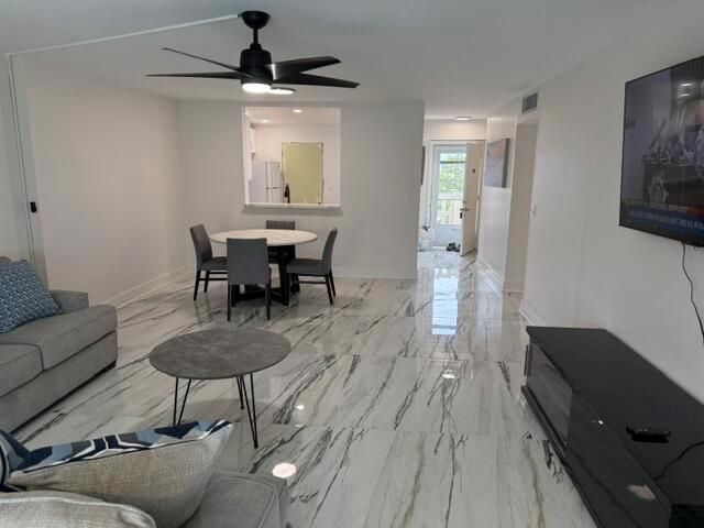205 SE 11th Terrace 405, Dania Beach, FL 33004