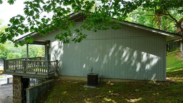 66 Dogwood Drive, Bella Vista, AR 72715