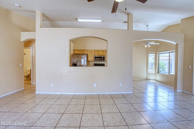 7931 W Mural Hill Drive, Tucson, AZ 85743