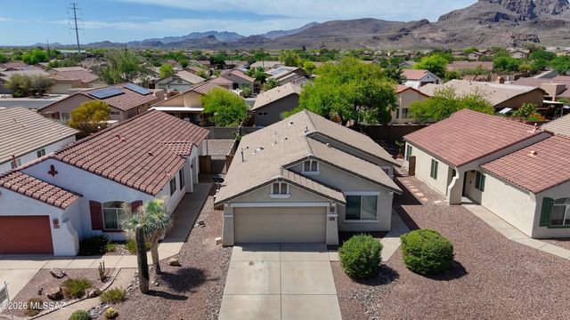 7931 W Mural Hill Drive, Tucson, AZ 85743