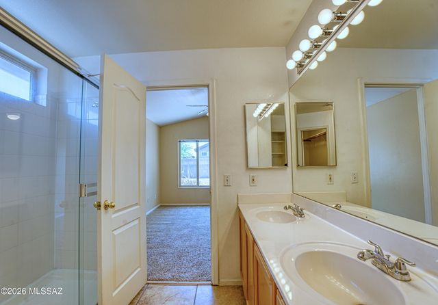 7931 W Mural Hill Drive, Tucson, AZ 85743