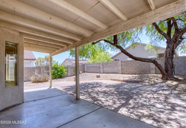 7931 W Mural Hill Drive, Tucson, AZ 85743