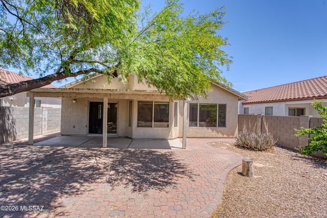 7931 W Mural Hill Drive, Tucson, AZ 85743