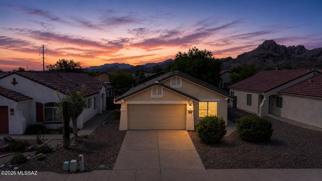 7931 W Mural Hill Drive, Tucson, AZ 85743
