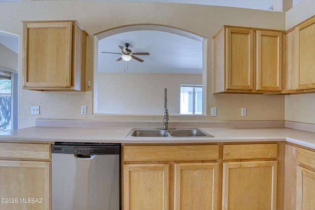 7931 W Mural Hill Drive, Tucson, AZ 85743