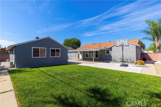 608 Ladera Vista, Fullerton, CA 92831