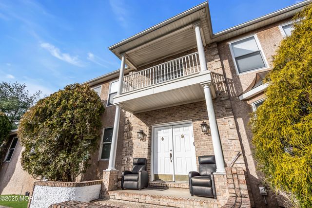 9 Dominion Drive, Jackson, NJ 08527