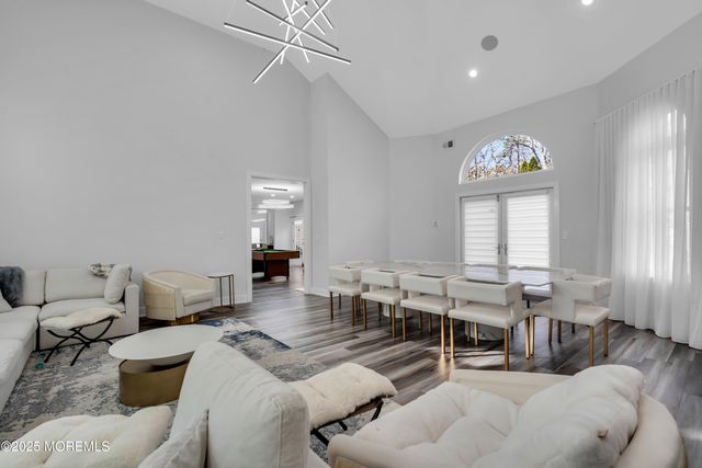 9 Dominion Drive, Jackson, NJ 08527