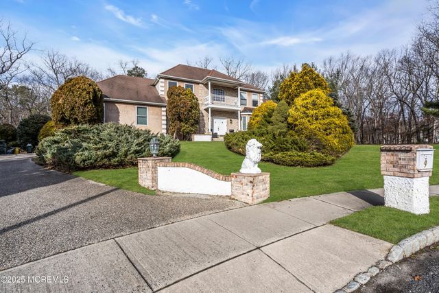 9 Dominion Drive, Jackson, NJ 08527