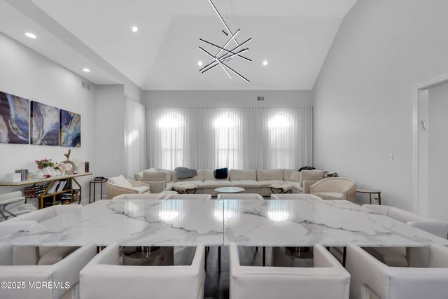 9 Dominion Drive, Jackson, NJ 08527