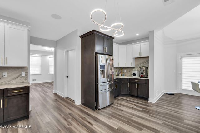 9 Dominion Drive, Jackson, NJ 08527