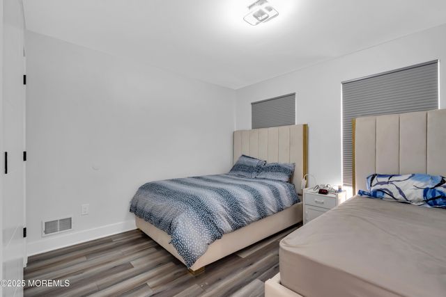 9 Dominion Drive, Jackson, NJ 08527