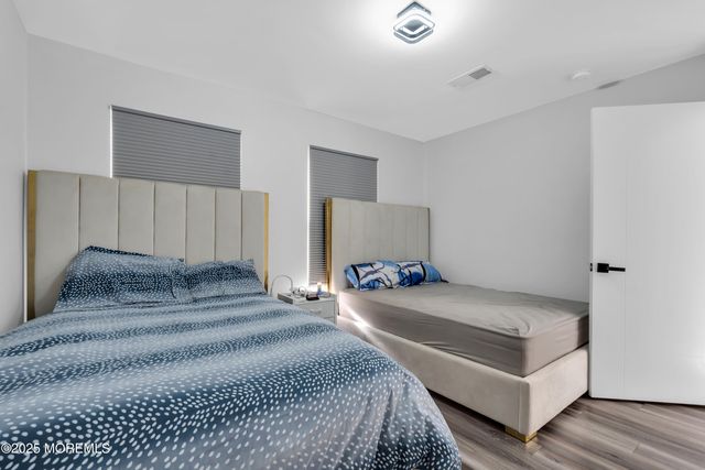 9 Dominion Drive, Jackson, NJ 08527