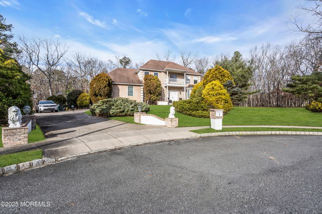 9 Dominion Drive, Jackson, NJ 08527