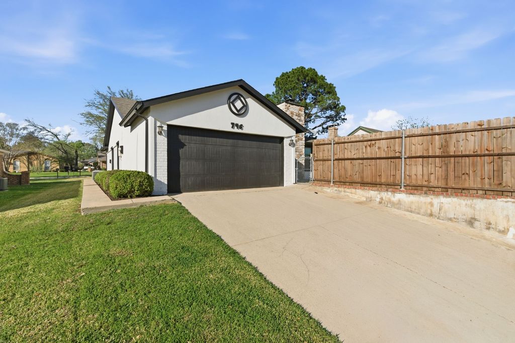 746 Red Wing Drive, Lewisville, TX 75067 — photo 5