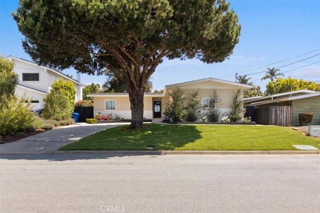 1438 Kurtz, Oceanside, CA 92054