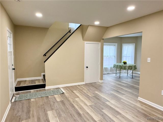 1717 Whitney Avenue, Niagara Falls, NY 14301