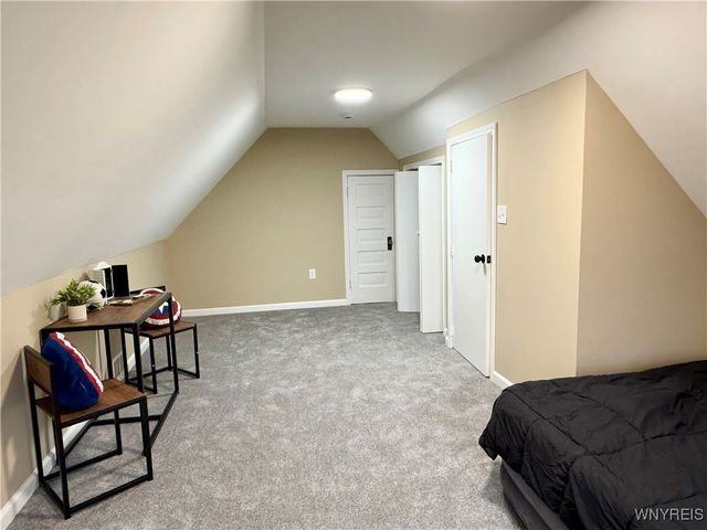 1717 Whitney Avenue, Niagara Falls, NY 14301