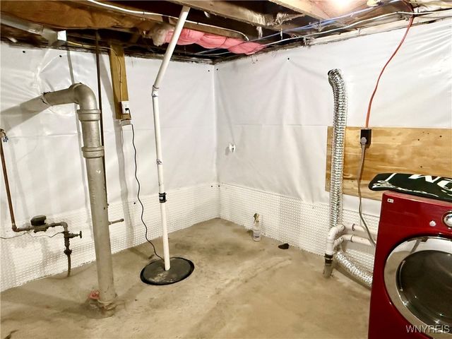 1717 Whitney Avenue, Niagara Falls, NY 14301