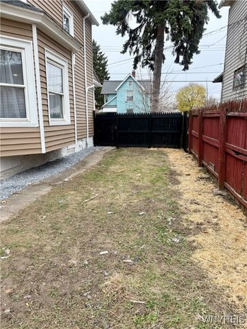 1717 Whitney Avenue, Niagara Falls, NY 14301