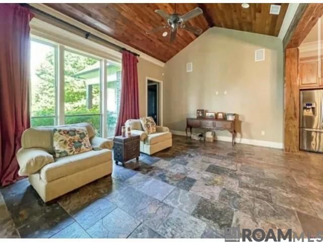 8979 Carriagewood Estates Dr, Saint George, LA 70817