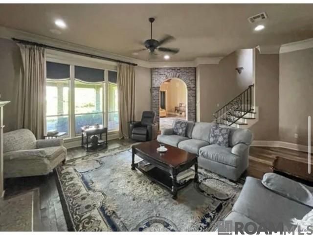 8979 Carriagewood Estates Dr, Saint George, LA 70817