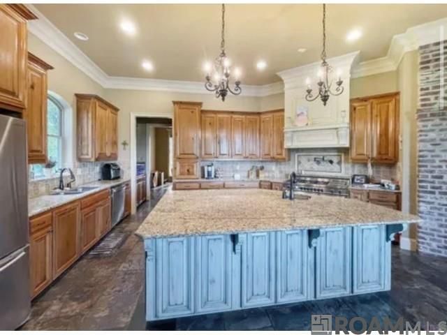 8979 Carriagewood Estates Dr, Saint George, LA 70817
