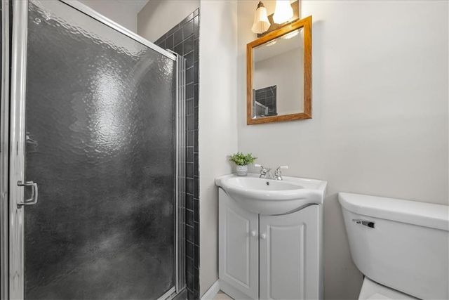 10116 W 52 Terrace, Merriam, KS 66203