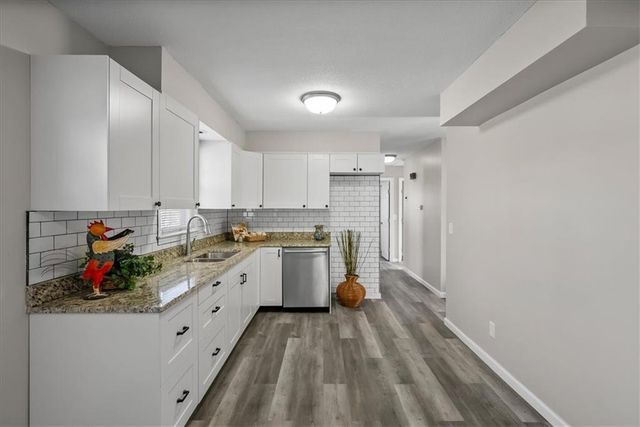 10116 W 52 Terrace, Merriam, KS 66203