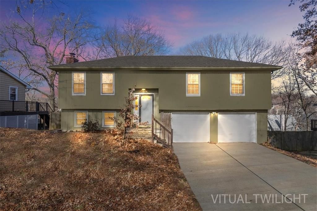 10116 W 52 Terrace, Merriam, KS 66203