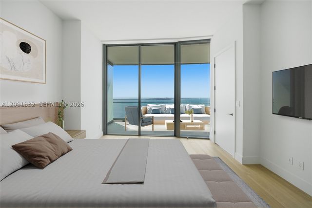 175 SE 25th Rd 3302, Miami, FL 33129