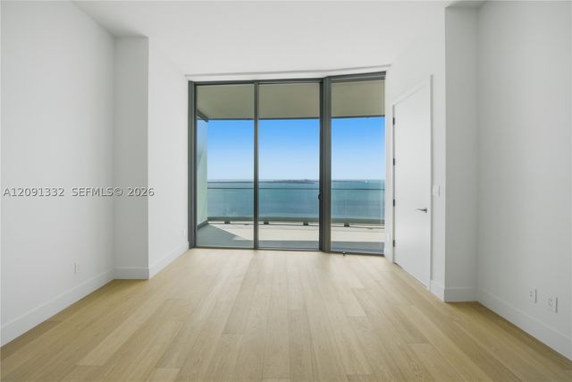 175 SE 25th Rd 3302, Miami, FL 33129