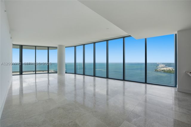 175 SE 25th Rd 3302, Miami, FL 33129