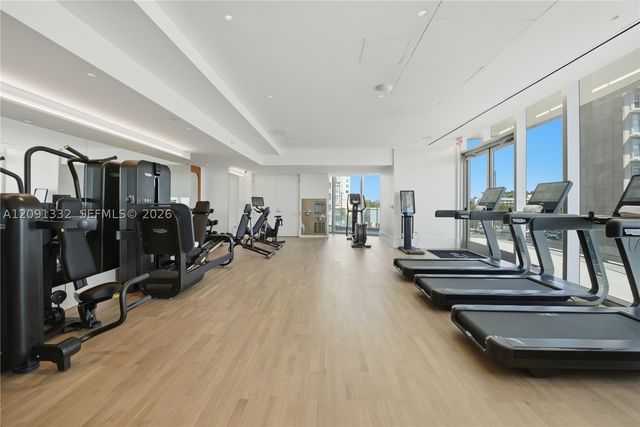 175 SE 25th Rd 3302, Miami, FL 33129
